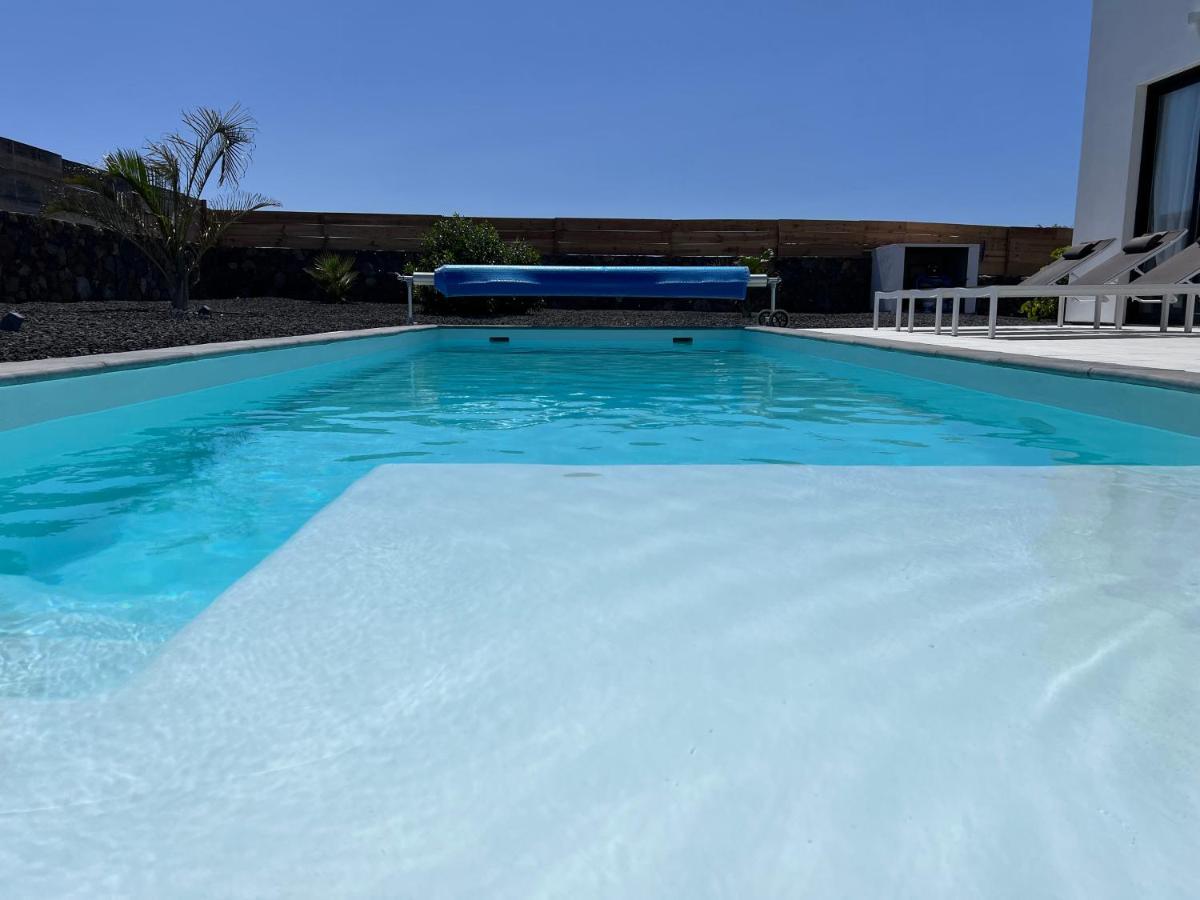Villa Valentina, Piscine Chauffee Et Serenite Лахарес Екстер'єр фото